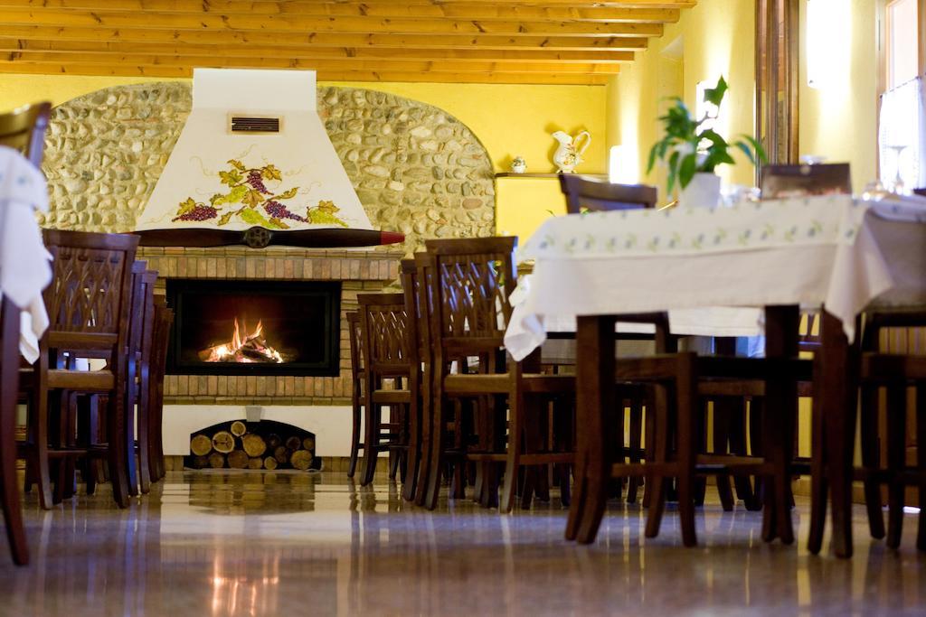 Agriturismo Al Casale Codroipo Exteriör bild