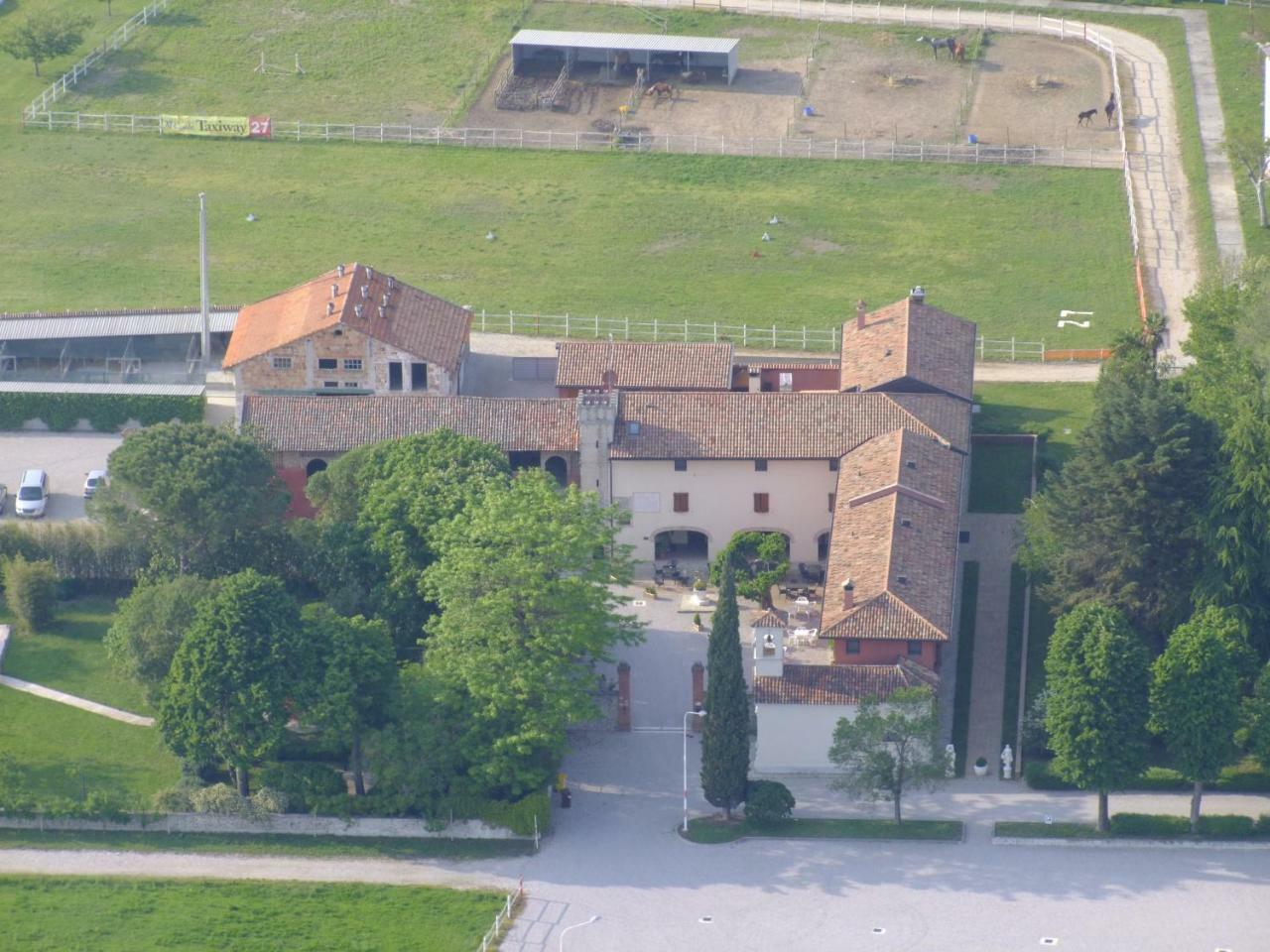 Agriturismo Al Casale Codroipo Exteriör bild